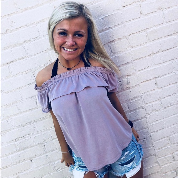 Off the shoulders shirt from Tjmaxx - Picture 3 of 3